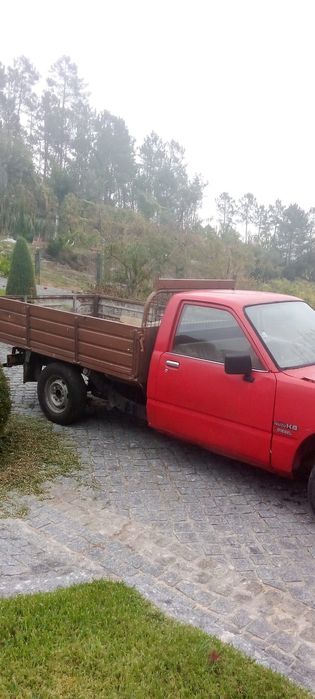 Carrinha Isuzu Usada