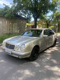 Mercedes E230 2.3 Бензин