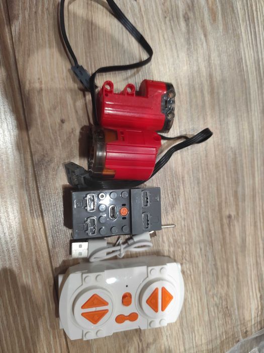 Klocki Porsche 911 RS 42096 RC skala 1:10 z silnikami jak LEGO1580szt