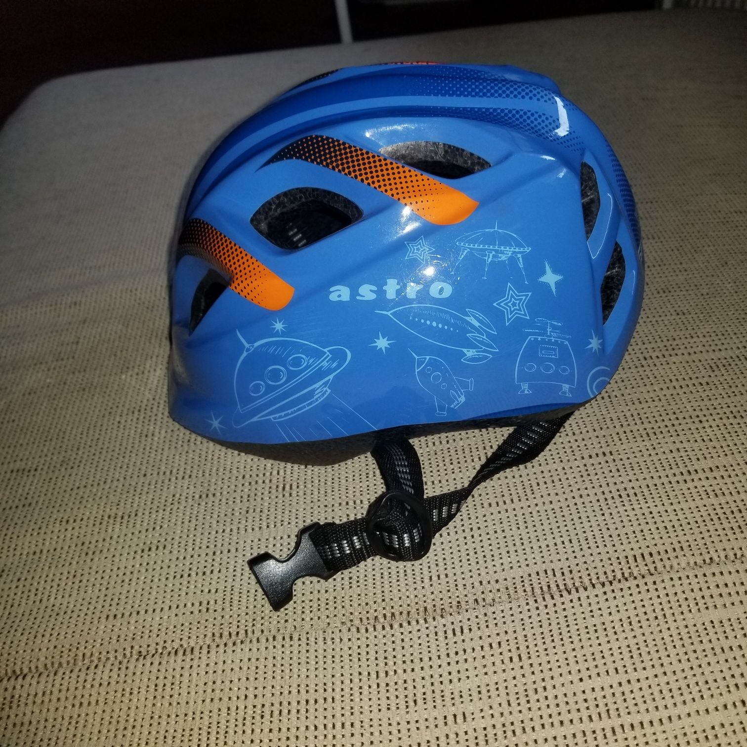 kask na rower, hulajnoge