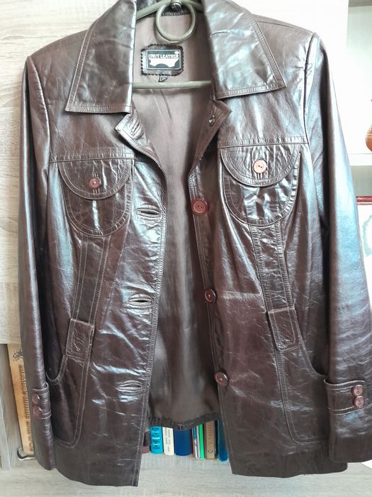 Кутка шкіряна жіноча