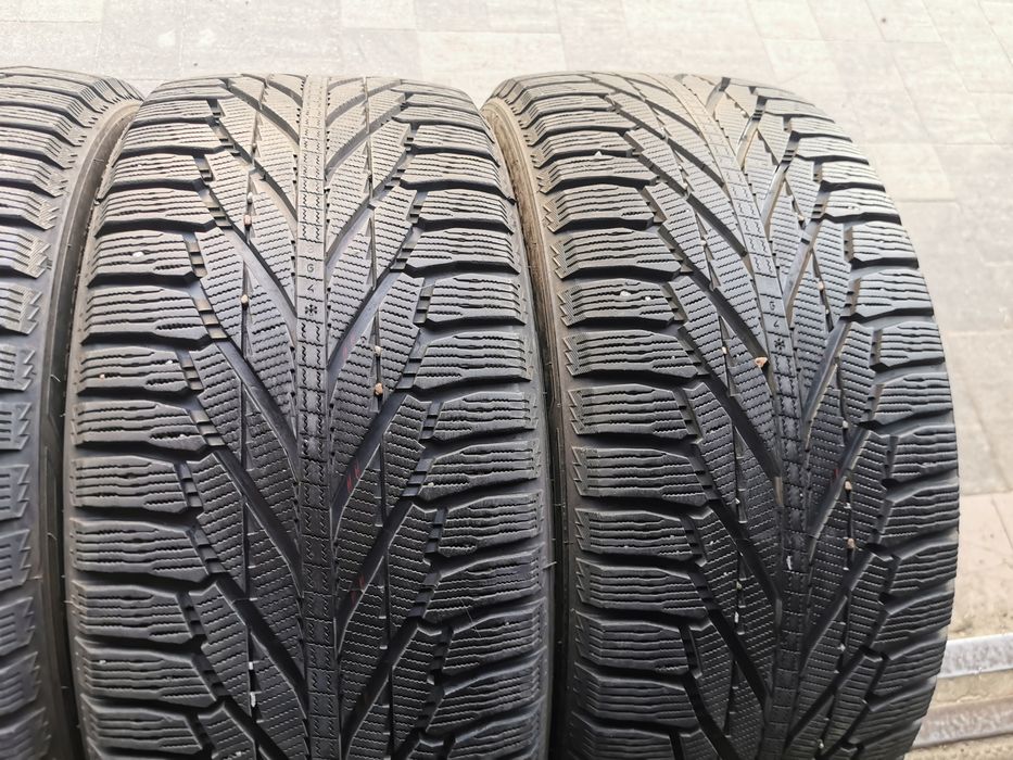 Зимняя резина 275/45 R20 Nokian Hakka R2