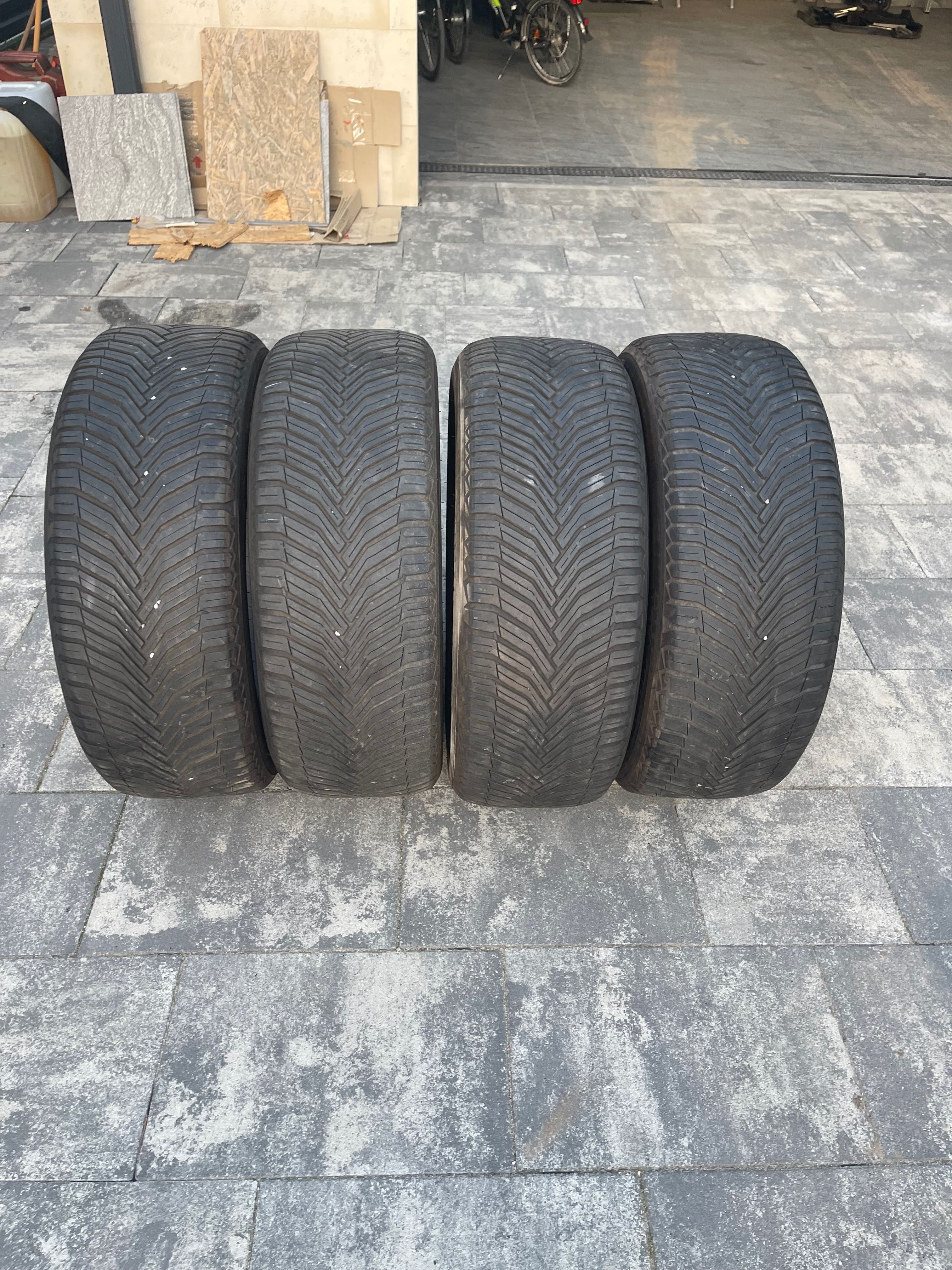 Всесезонна резина Michelin 225/55 R 18
