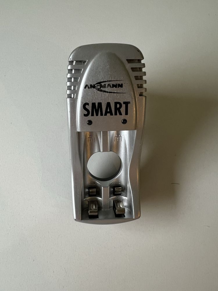 Зарядний пристрій ANSMANN Smart 2400 + 2 AA (2400mAh)