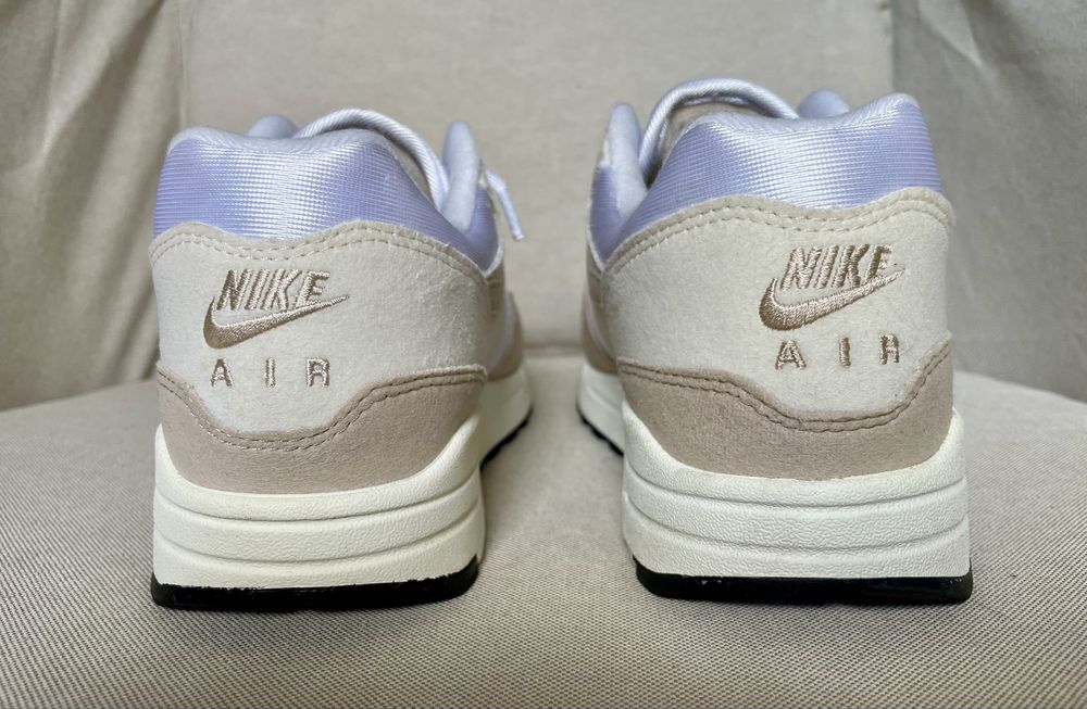 Nike AirMax, bezowo biale r.41