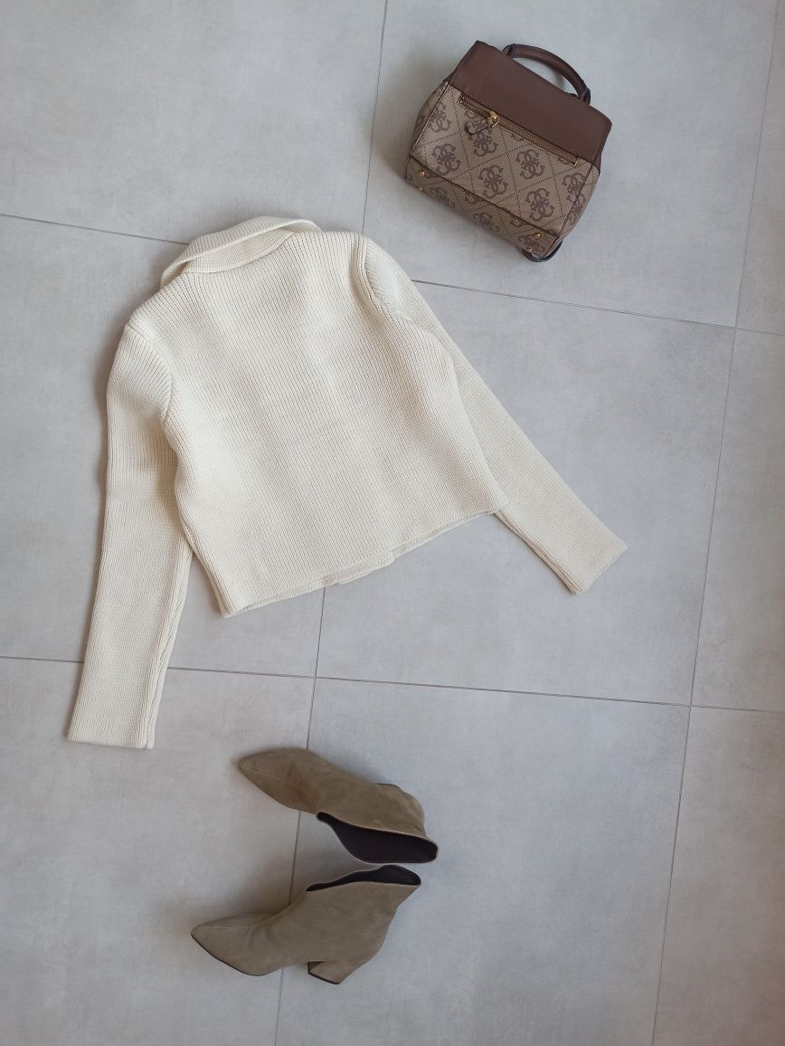 Zara sweter kardigan kremowy dwurzędowy s 36