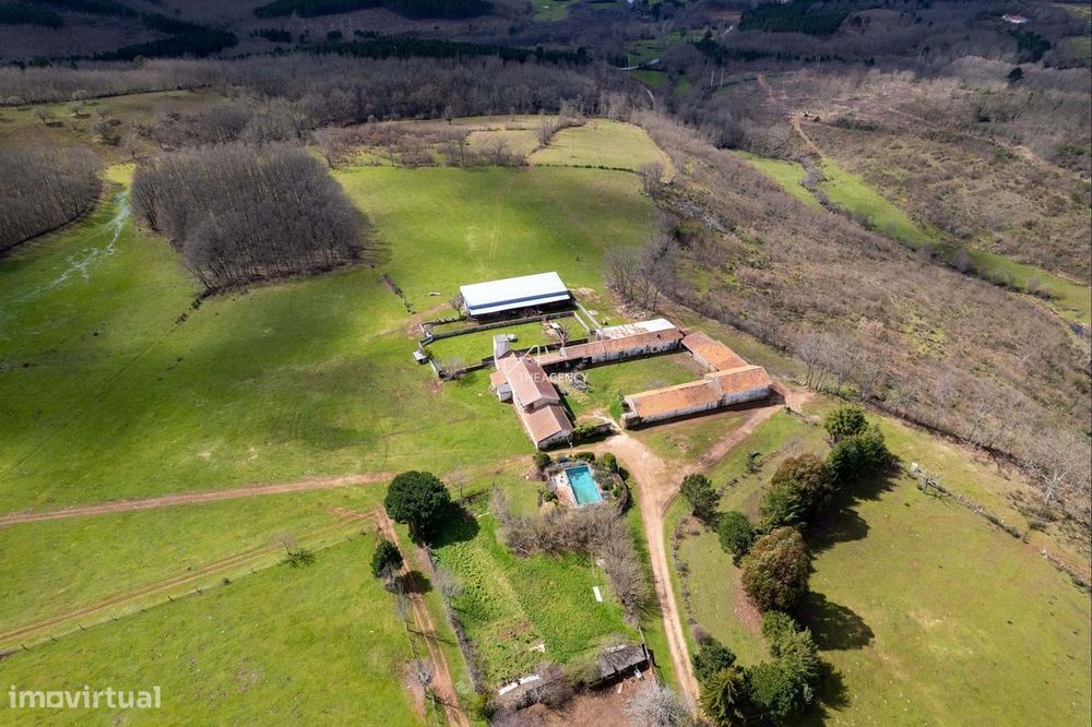 Quinta de 107 Hectares com Potencial Agrícola, Turístico e Energético