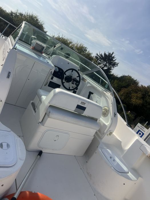 Sprzedam łódź Karnic 7m 1.7 mercuiser mozliwa zamiana