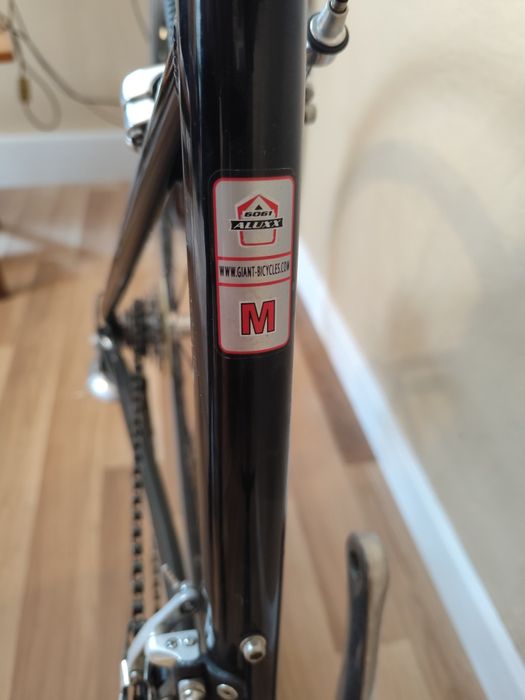 Rower szosowy Giant z prostą kierownicą rozmiar M Shimano Tiagra 3x9