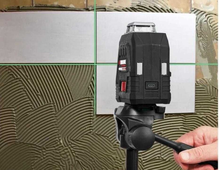 Nível laser de linhas cruzadas recarregável Parkside Performance