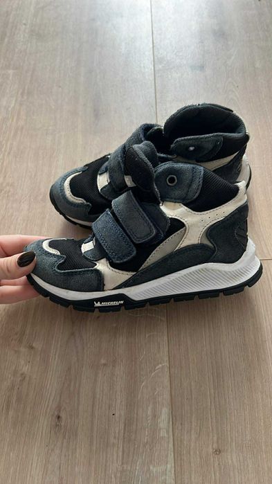 Buty jesienne dla chłopca