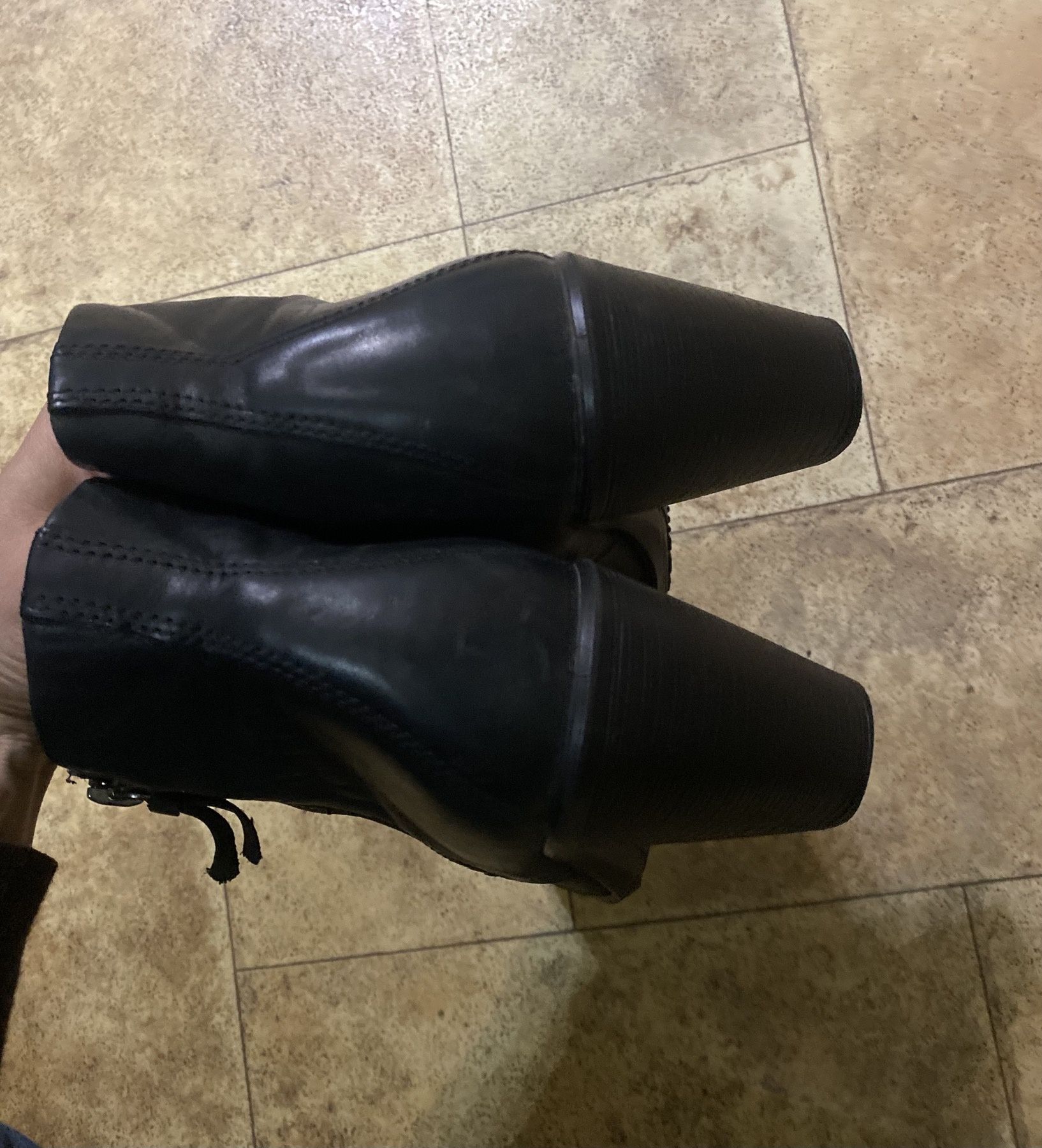 Женские кожаные ботинки Ecco 39 размер