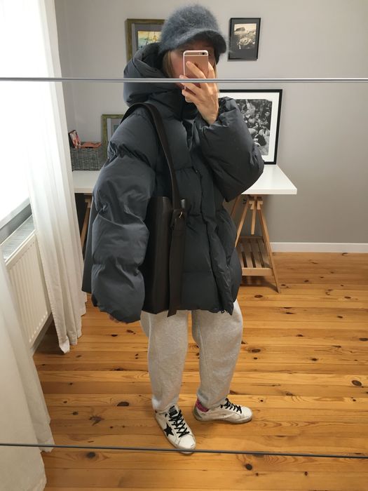 Новий пуховик Weekday, колір сірий, графіт, charcoal