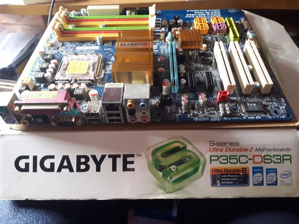 Vendo motherboards Gigabyte NOVA