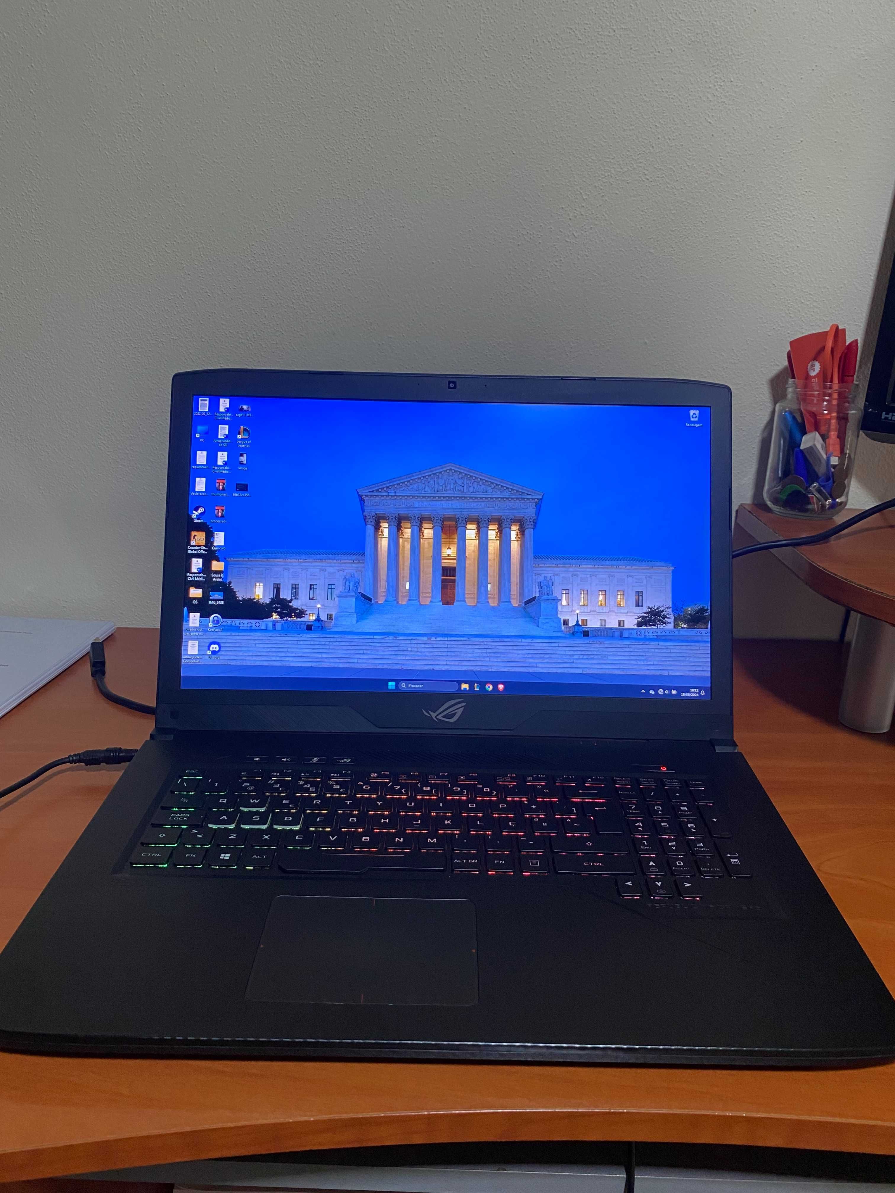 Portátil ASUS ROG GL703GE + Monitor ASUS VH226H Full HD