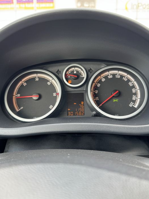 Opel corsa D 1.3 cdti