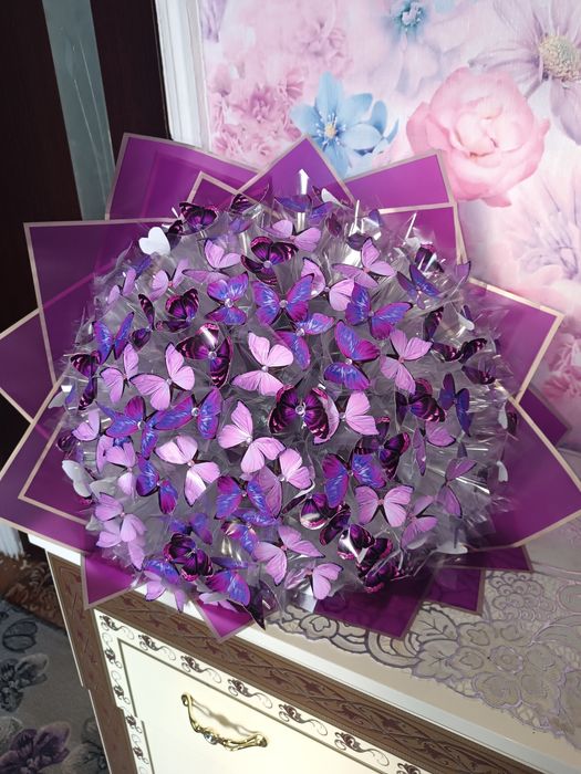 Букетик з метеликами/ Букет с бабочками