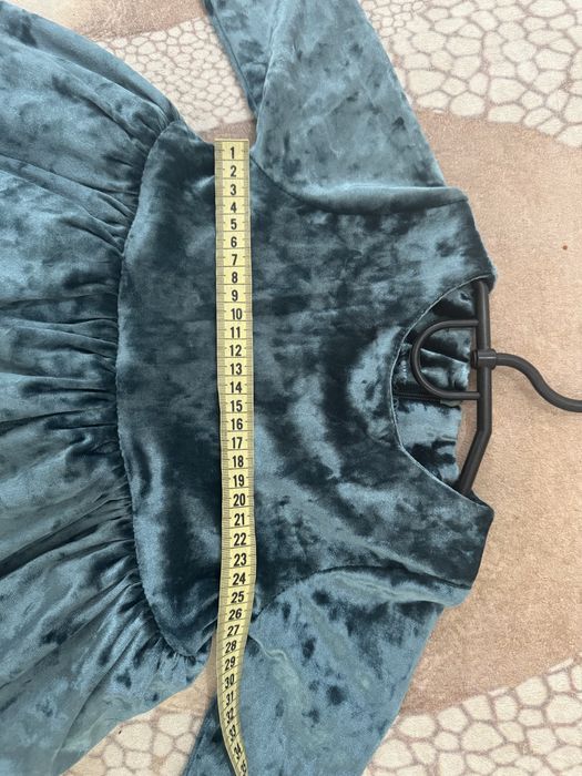 Нарядное , праздничное , новогоднее платье на девочку