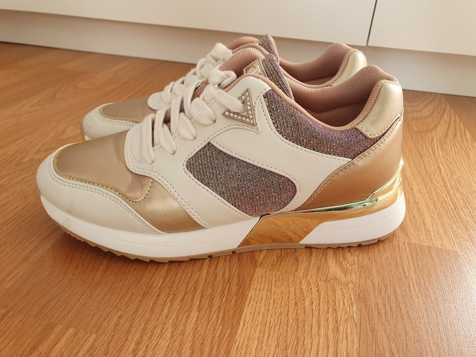 Ténis guess 36 como novos