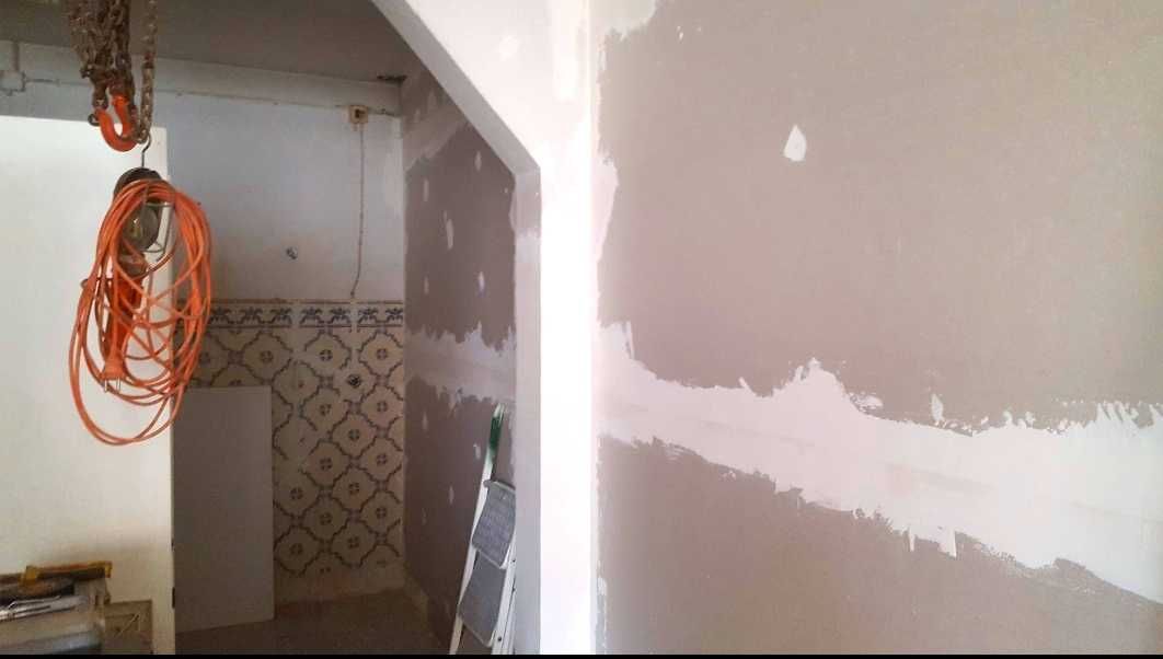 Pequenas reparações remodelações eletricidade água pintura móveis etc