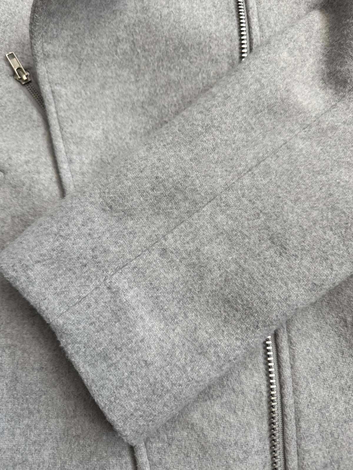 Uni Qlo пальто, плащ, піджак, пиджак/ Massimo dutti