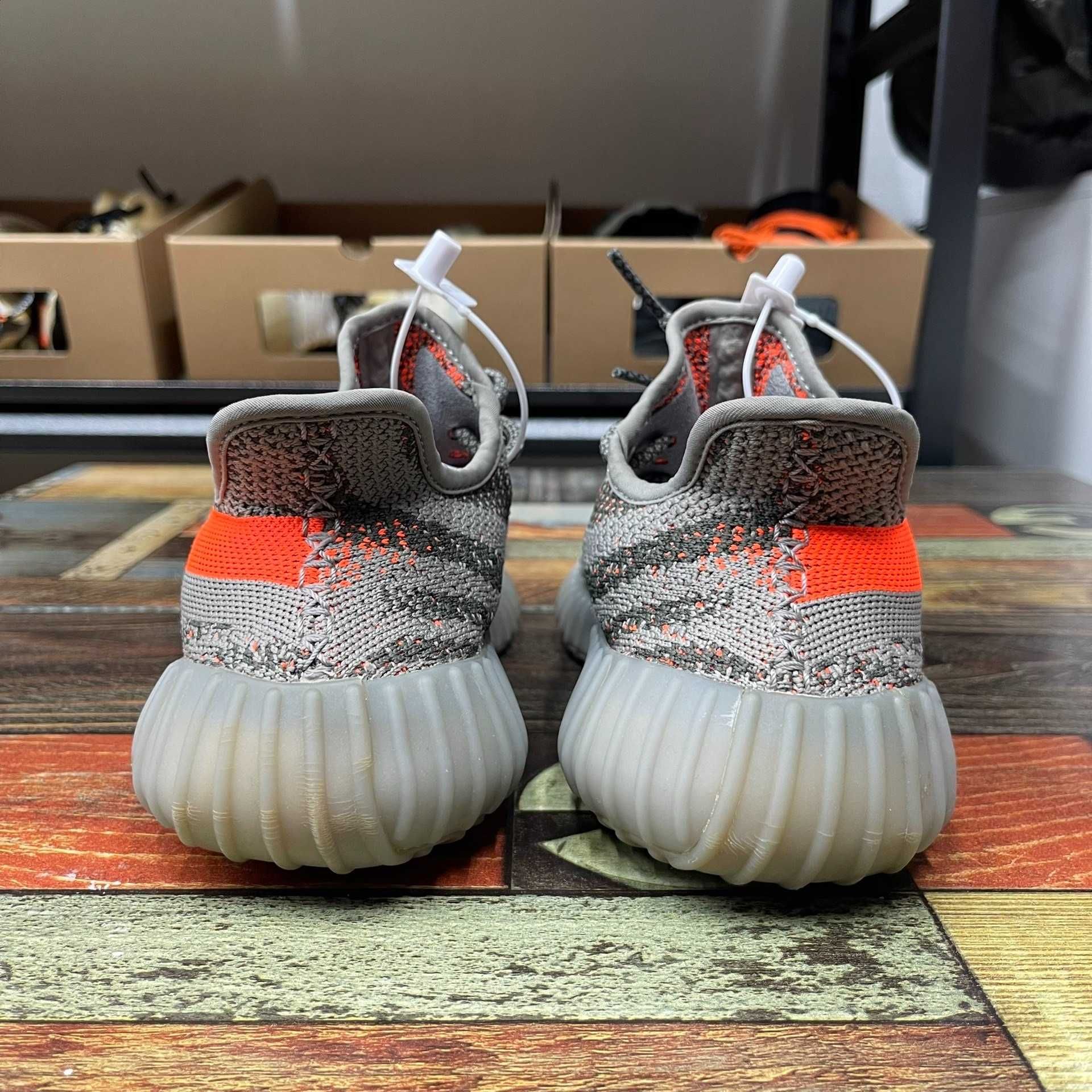 Buty męskie adidasYeezy Boost 350V2 Beluga nowy R.43