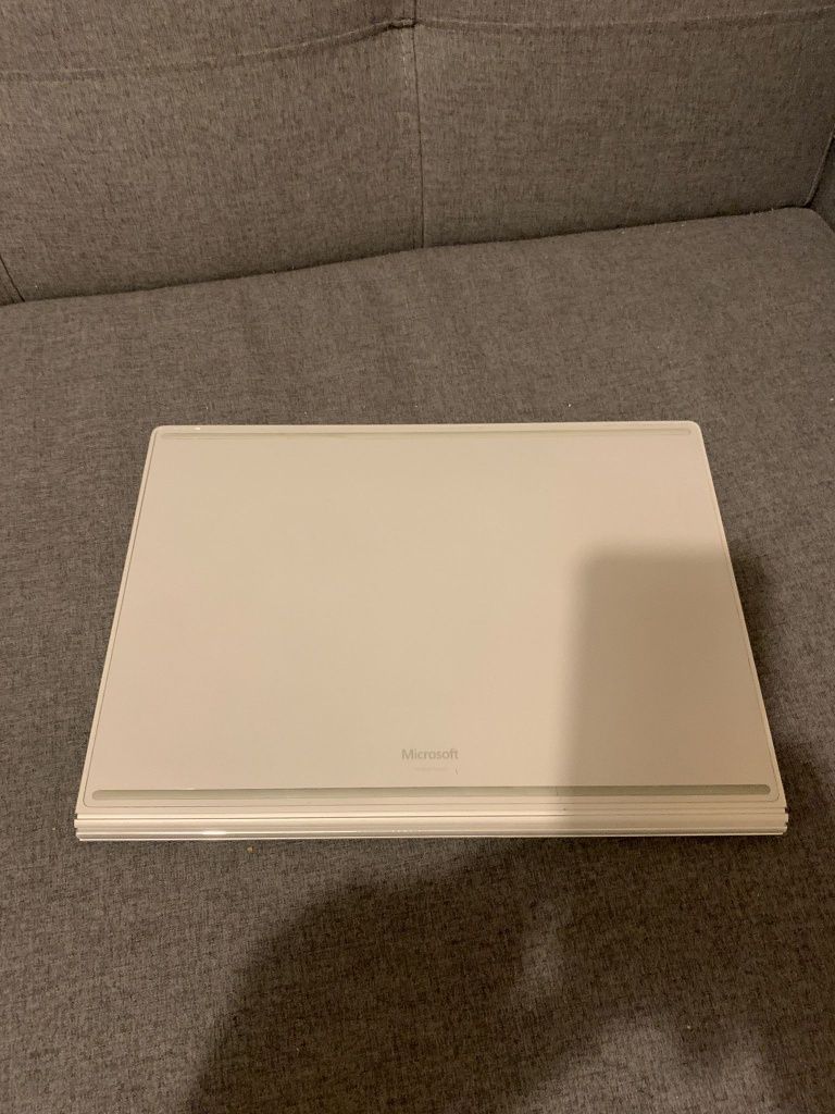 Surface book 2 15” 16gb/ssd 512gb gtx 1060 6gb