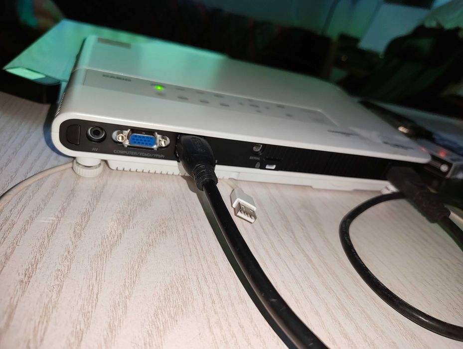 Projetor LASER Portátil CASIO