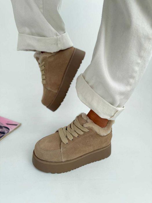 Жіночі зимові уггі-кросівки на платформі (36-41) Черевики зимові