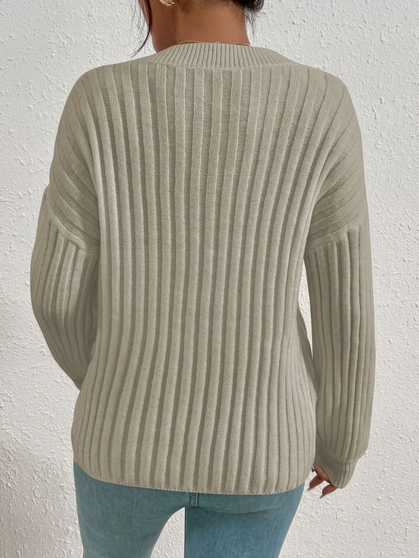 Sweter prążkowany z dekoltem V wiskoza M 38