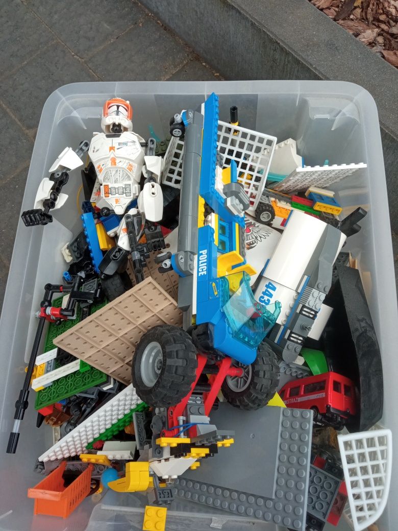 Klocki LEGO mieszane, ok. 20 zestawów, dużych i małych :-)