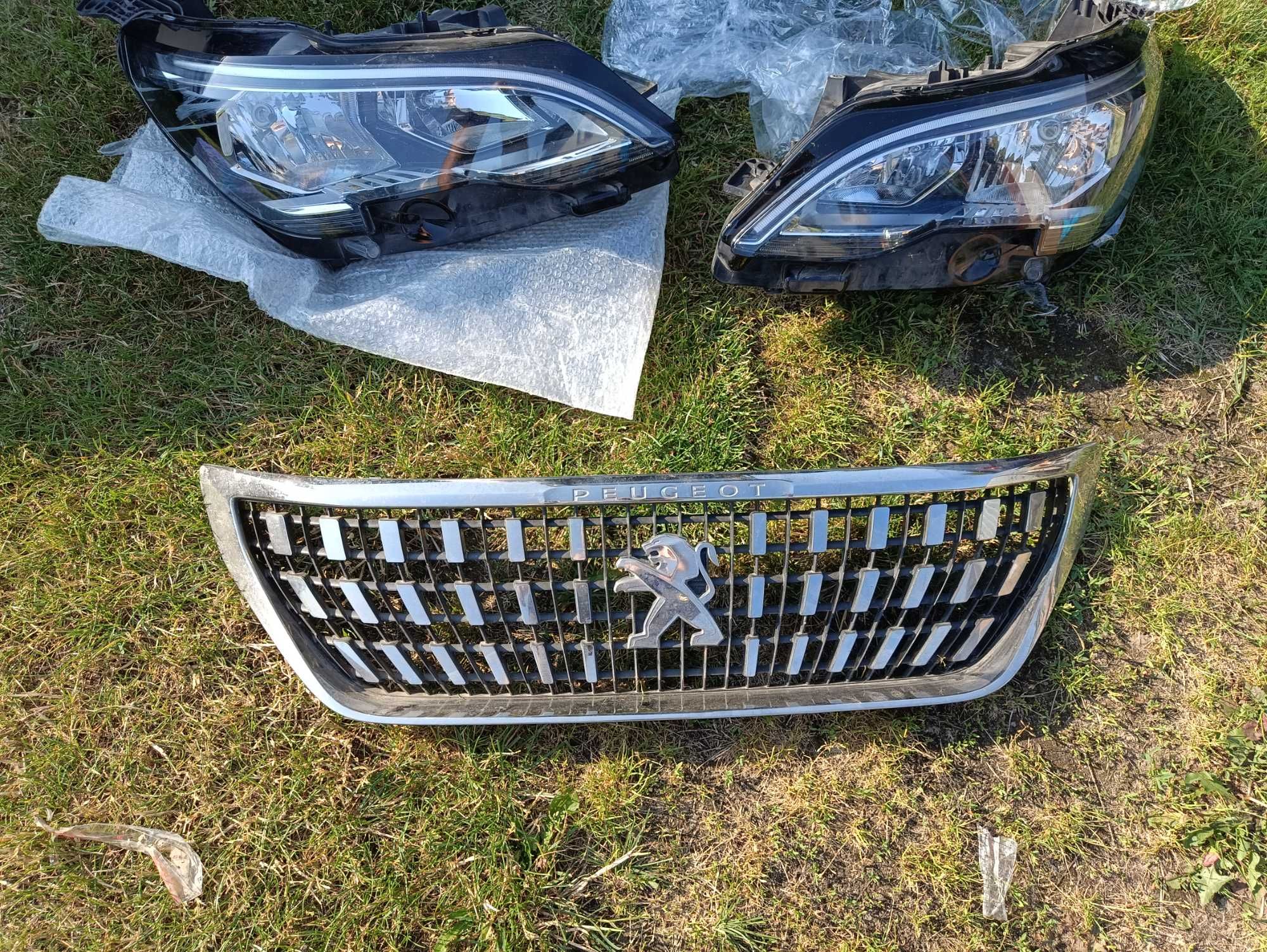 Peugeot 3008 II Grill,Zderzaki ,LAMPY PRZÓD