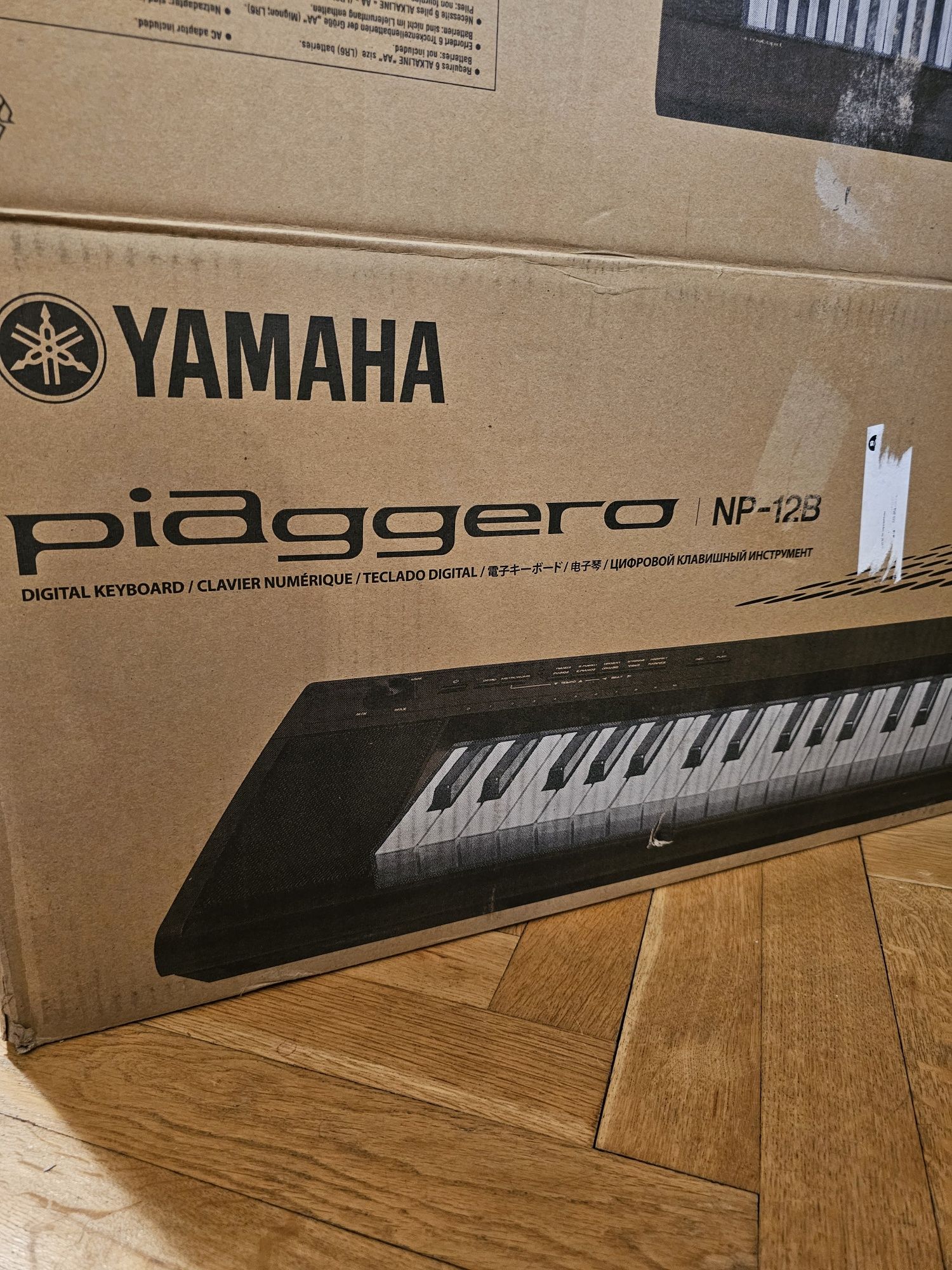 Yamaha Piaggero NP-12 B - pianino cyfrowe NP-12B NP 12B NP12B NP12