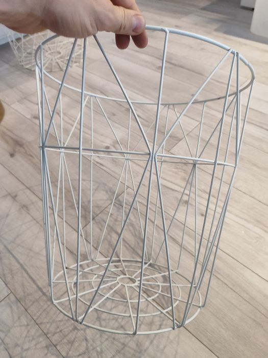 Ikea  pojemnik na zabawki / stolik