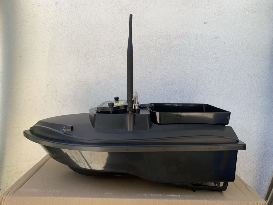 Carpfishing bait boat