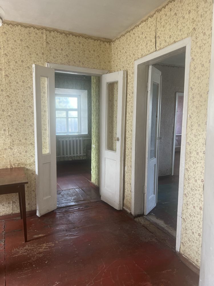 Продам добротний будинок  район Крюків ( Кременчук)
