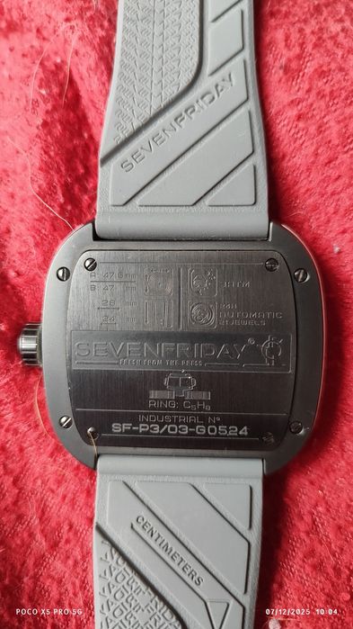 Relógio SevenFriday da linha P‑Series, modelo P3/03