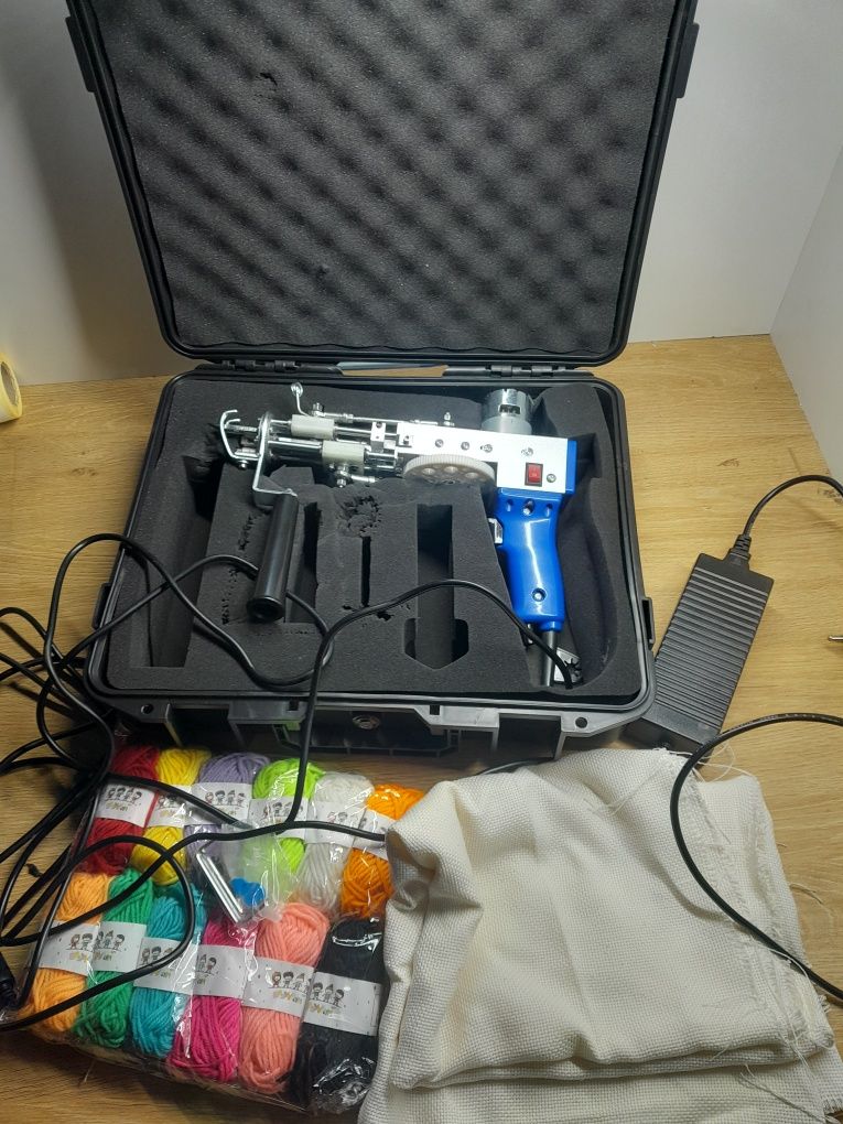 Pistolet do dywanów tuftowania 1400g ryunq 66w