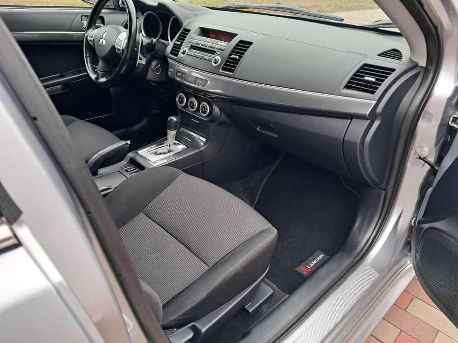 Mitsubishi Lancer 10