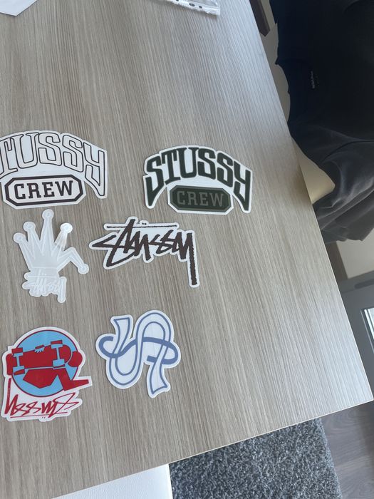 Autocolantes Stussy e Supreme