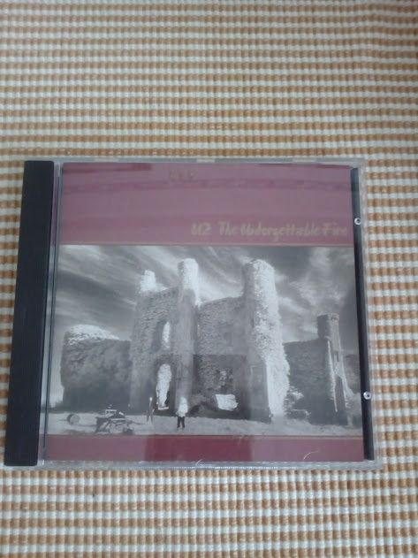 CD U2 The Unforgettable Fire 1984