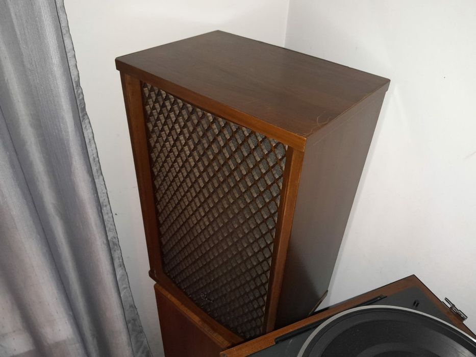 Colunas Sansui SP 1200