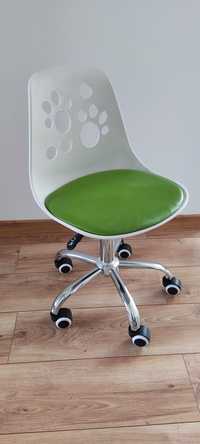 Krzesło biurkowe obrotowe dla dziecka