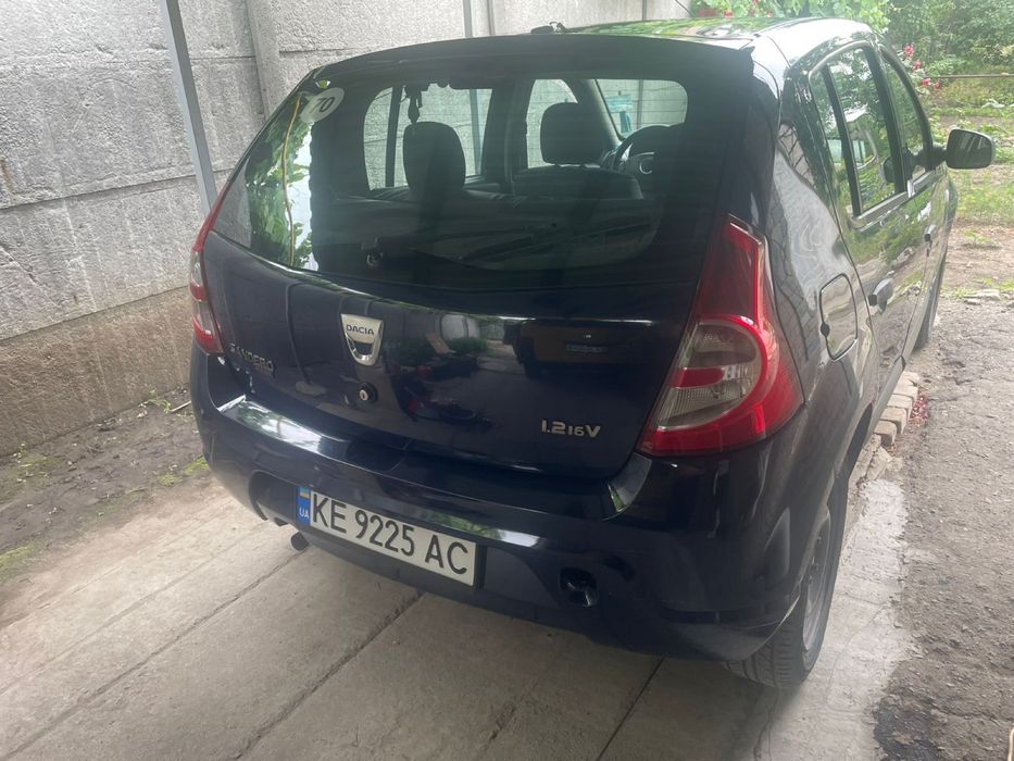 Авто Dacia Sandero
