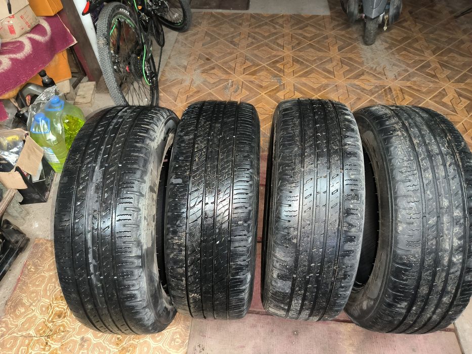 Резина шини  m+s Kumho 225 60 r17