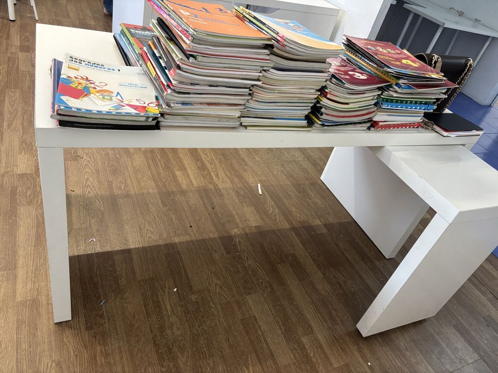 Secretárias ikea Malm