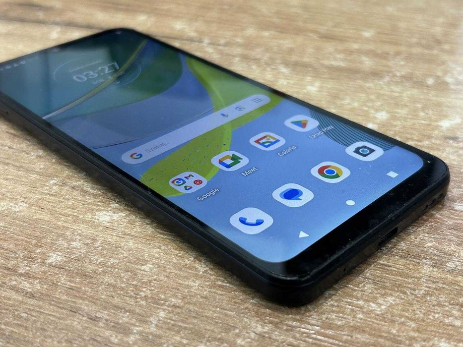 Telefon Motorola Moto E13 2GB/64GB