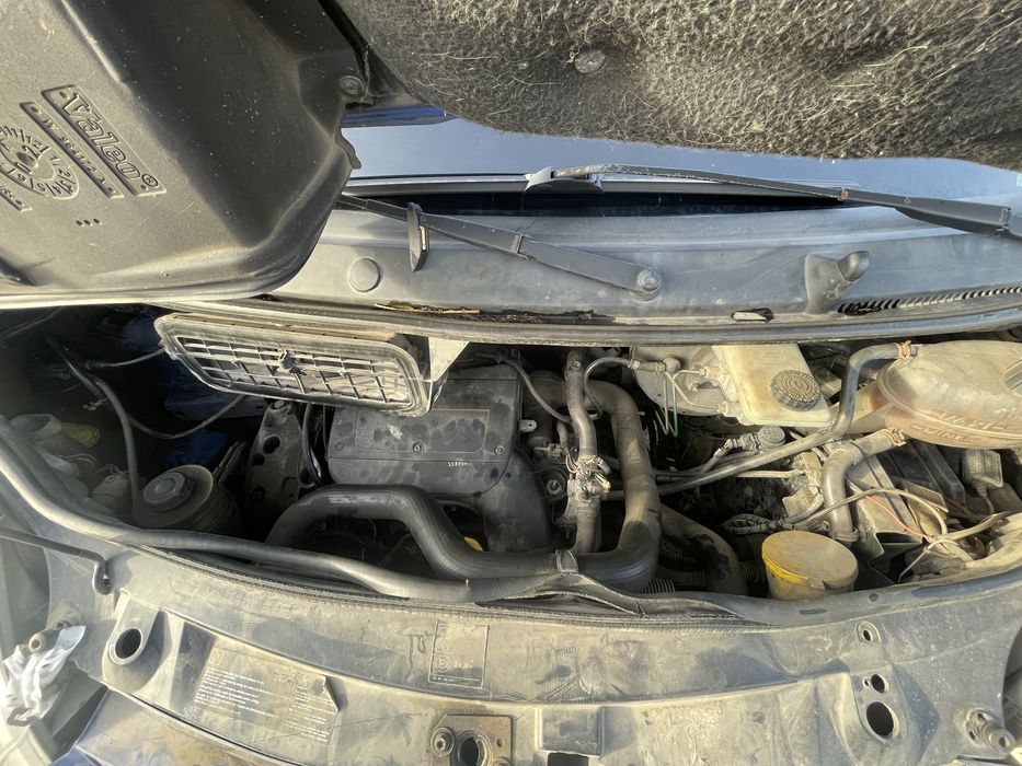 Opel Vivaro/Опель віваро/Рено трафік