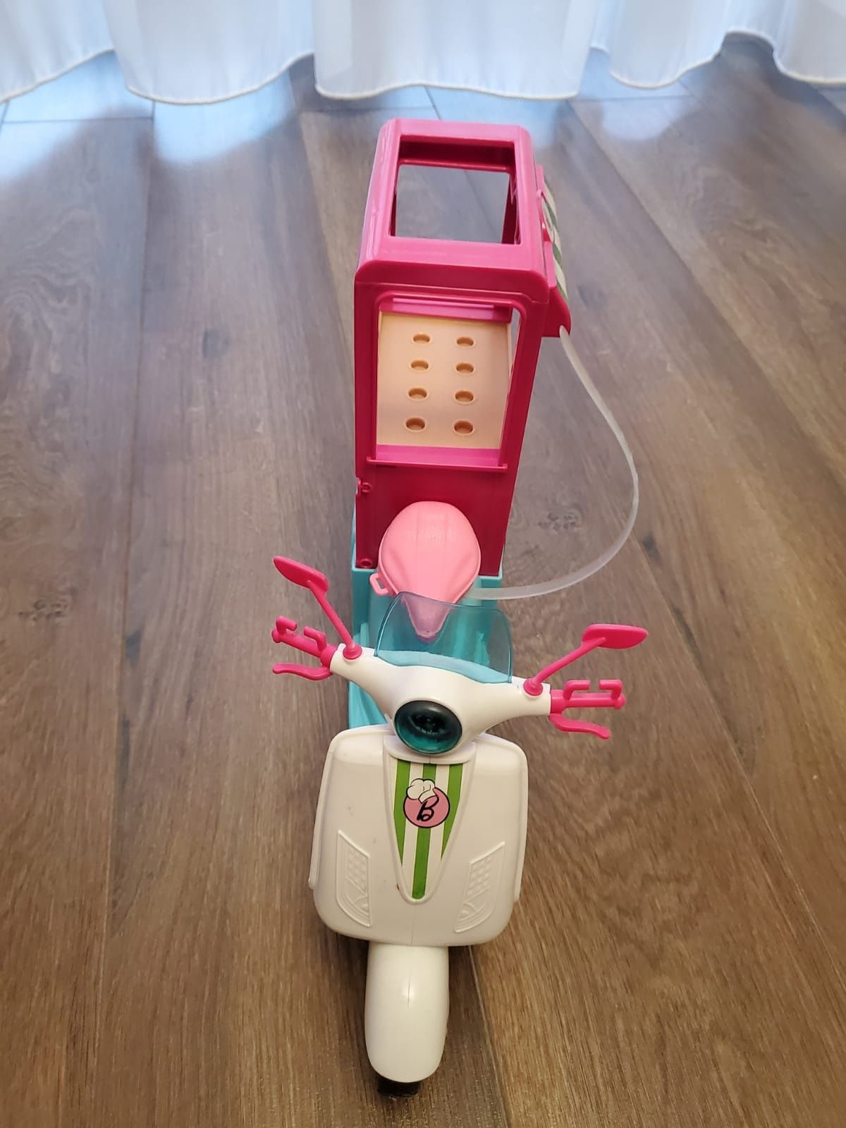 Motor kawiarnia Barbie