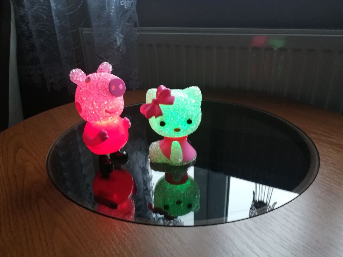 Świecące lampki Świnka Peppa i Hello Kitty